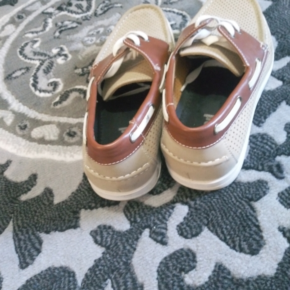 Kenneth Cole boat shoes - Picture 3 of 5